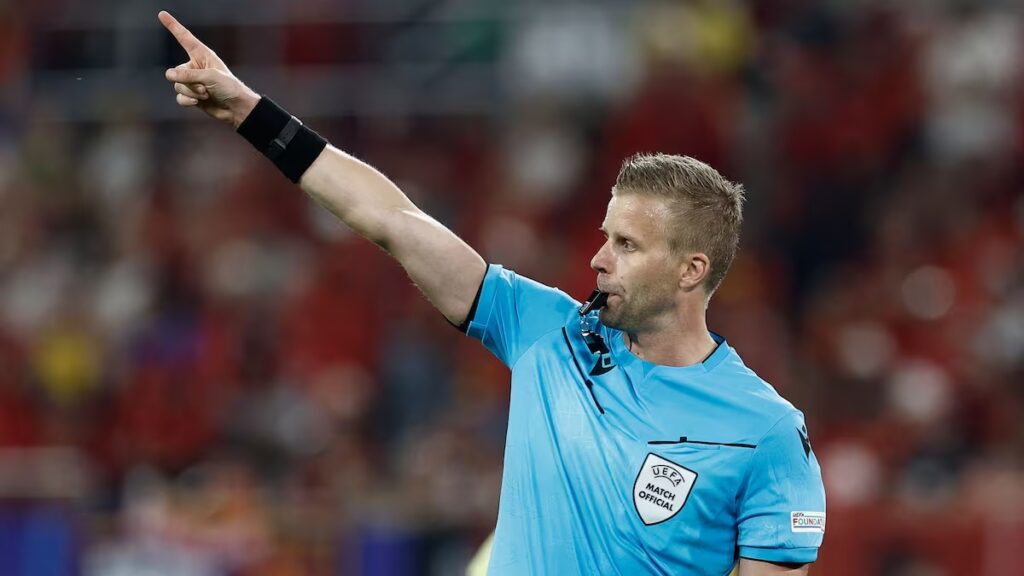 arbitro Glenn Nyberg