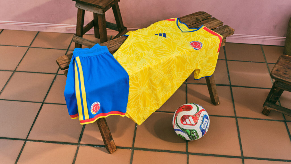 Nueva sangre: Adidas reveló a conocer la camiseta de la selección Colombia